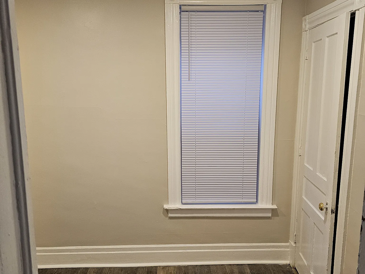 2 bed, 1400 sqft, $1,400 — Photo 4