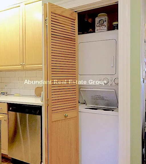 1228 Cambridge St #1 — Photo 10
