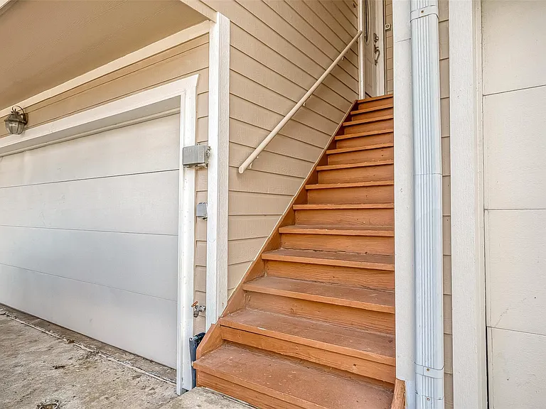 10 Mariner Village Dr — Photo 34