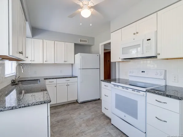 135 TIMBERLANE DR, San Antonio, TX 78209