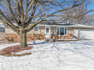 704 Melissa St, Menasha, WI 54952