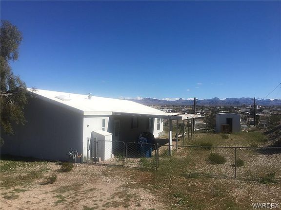 2nd image of 1690 Mesa Vista Dr