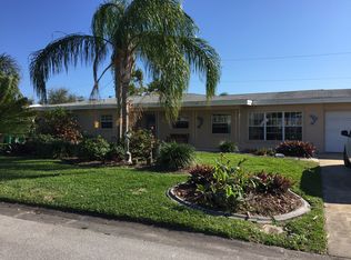 472 N 4th St, Cocoa Beach, FL 32931