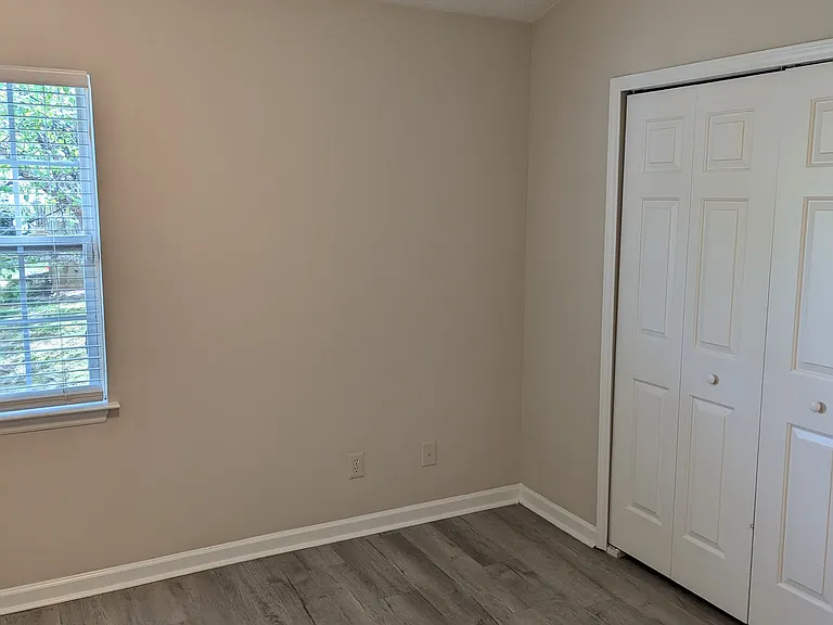 6 Raelans Cir — Photo 30