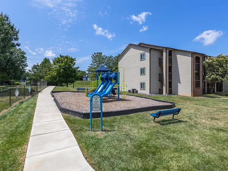 Gable Oaks Apartment Homes — Photo 20