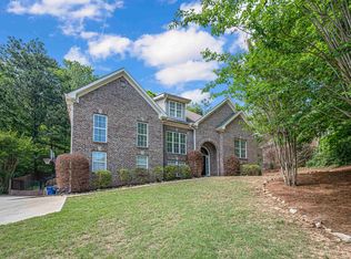 210 Woodbury Dr, Sterrett, AL 35147
