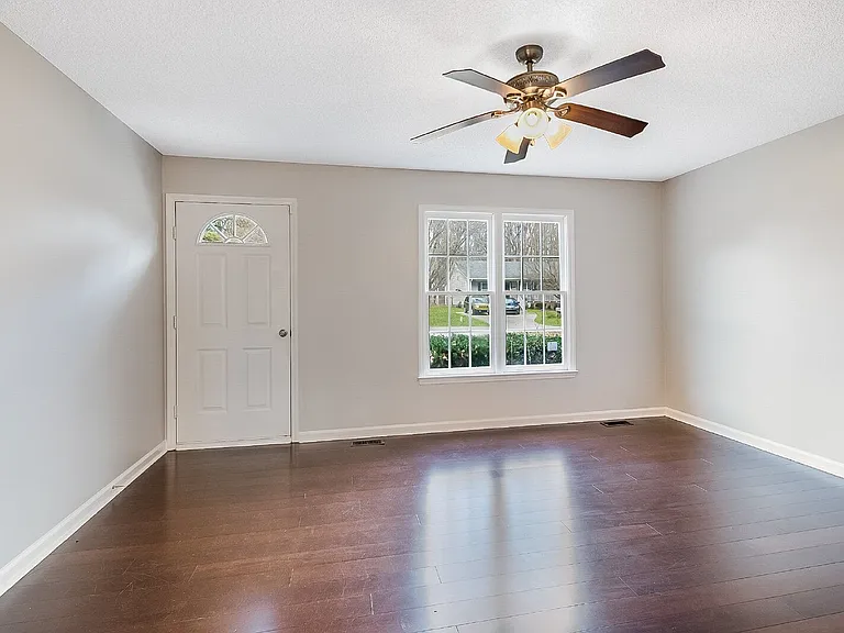 5932 Sandy Run — Photo 3