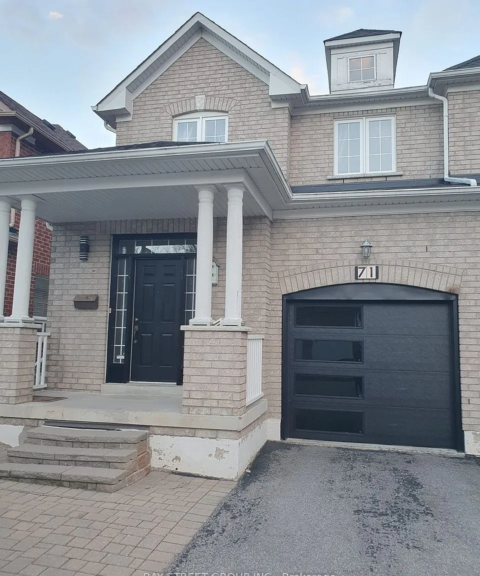 4 bed, $3,099 — Photo 1