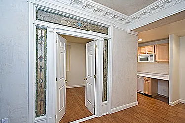 Rented by Barkoff Residential 