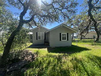 16862 FM 306 — Photo 26