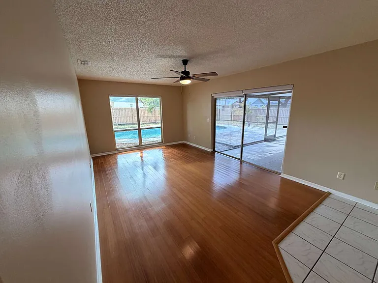 14001 Dominion Ct — Photo 14