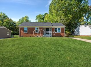 3425 Misty Wood Dr, Charlotte, NC 28269