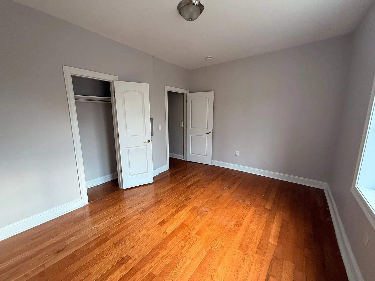 130 Corbin Avenue — Photo 4