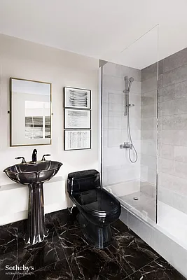 Sold by Sotheby's International Realty | media 30