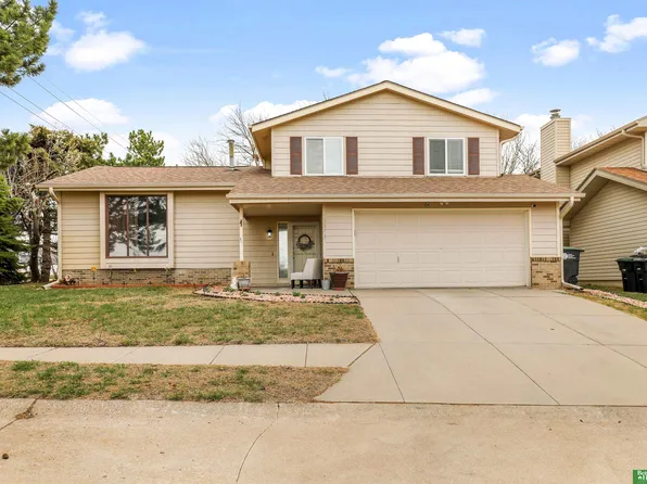 6337 N 115th Cir, Omaha, NE 68164