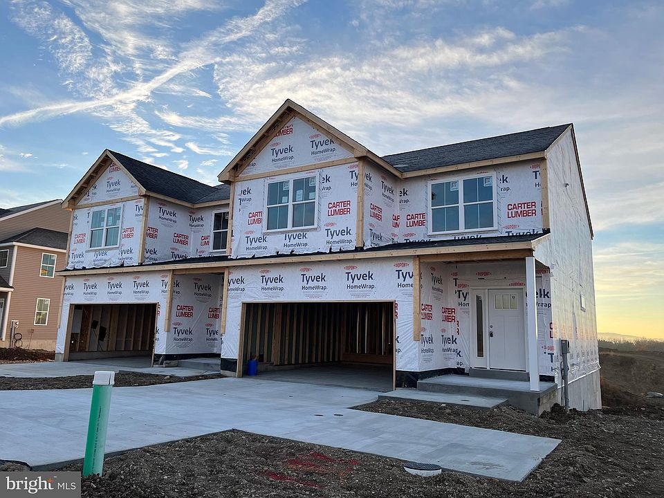 2nd image of 223 Sunglo Dr #137