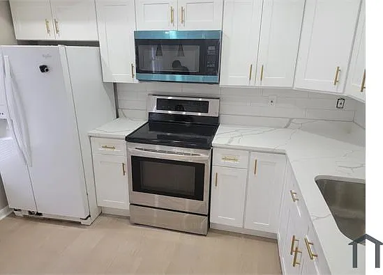 4222 Red Haven Rd — Photo 9