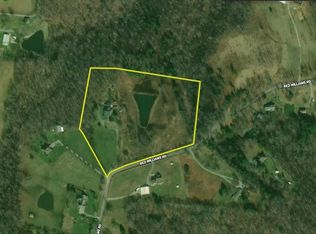 387 Red Williams Rd, Crossville, TN 38571