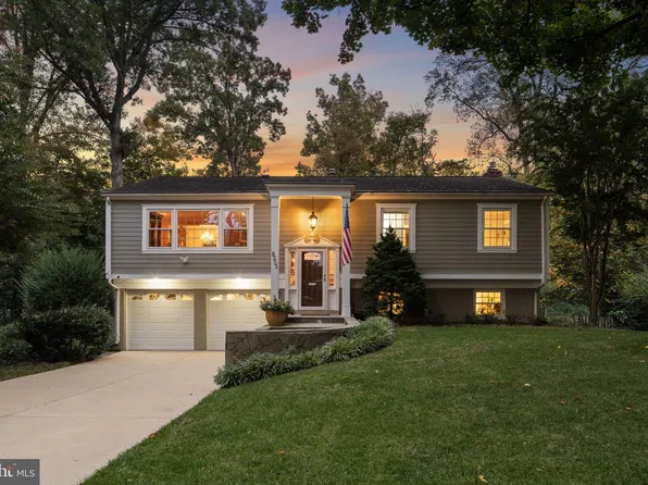 9303 Swinburne Ct, Fairfax, VA 22031