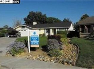 236 Pecan Pl, Brentwood, CA