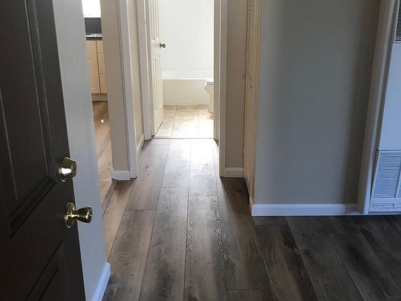 2nd image of 643 Buckeye St #3