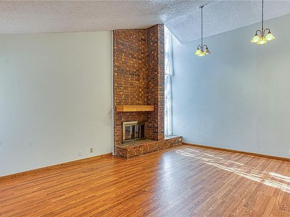 5th image of 1619 W 1619th