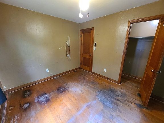 5th image of 4008 E Fairview Dr