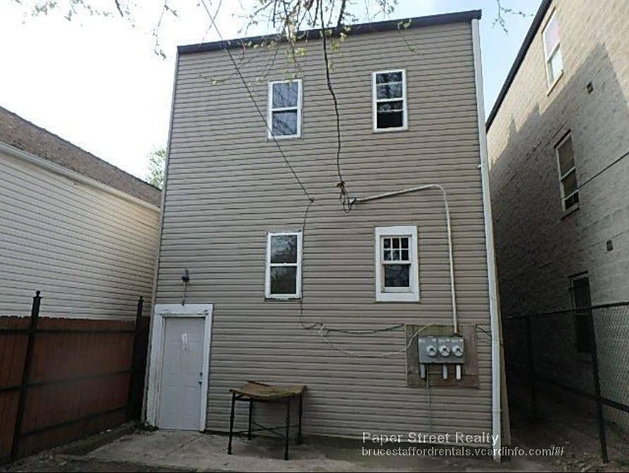 2nd image of 3042 W Lexington St #3