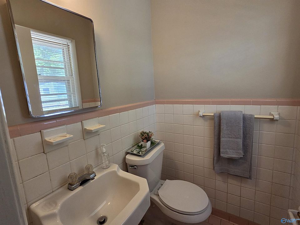 4504 Sparkman Dr NW, Huntsville, AL 35810 | MLS #21918418 | Zillow
