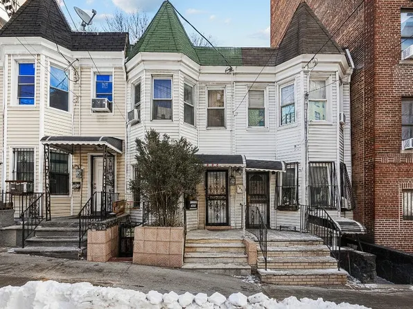 1226 Shakespeare Ave, Bronx, NY 10452