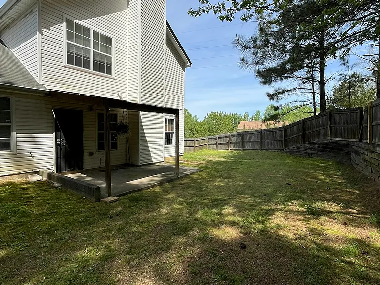 5420 Sapphire Cir — Photo 16
