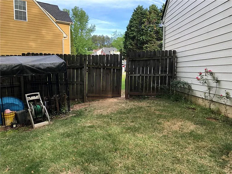 370 Manor Glen Dr — Photo 35