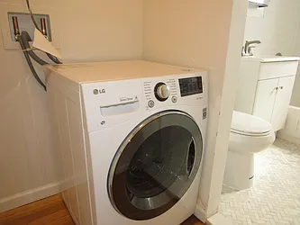 Rented by Kian Realty