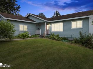 940 W Wickersham Cir, Palmer, AK 99645