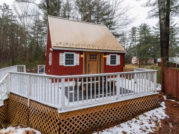 3A Old Coffeetown Road, Deerfield, NH 03037