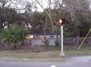 9120 Symmes Rd, Gibsonton, FL 33534