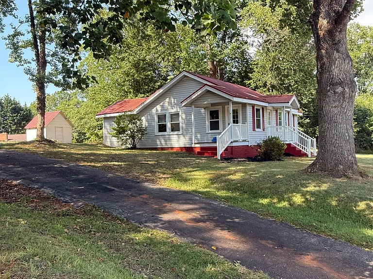 5804 State Park Rd — Photo 1