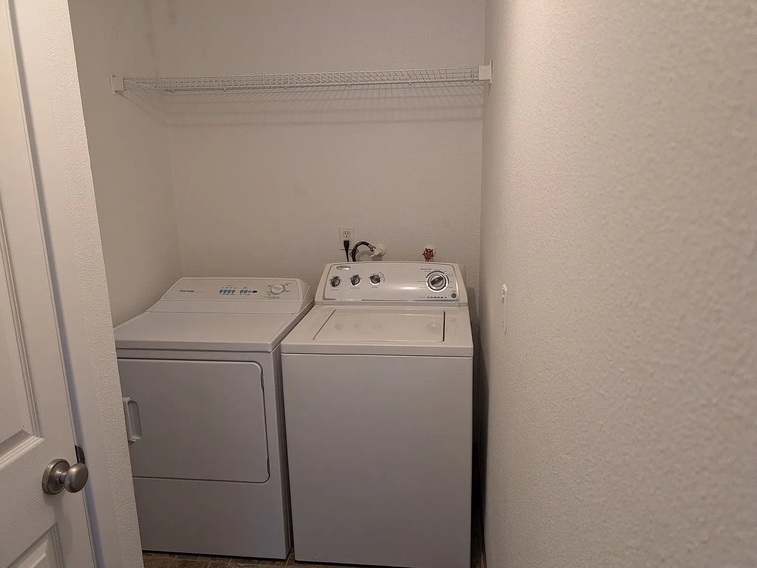 2 bed, 800 sqft, $1,700 — Photo 4