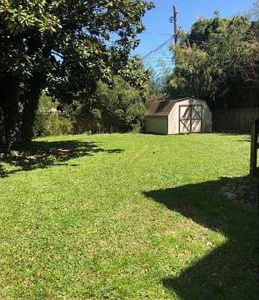 5th image of 1648 Pineola Ave