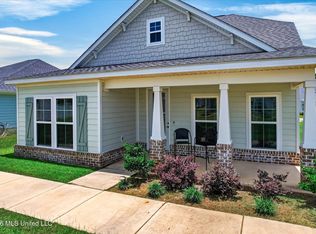 113 Everly Cir, Ocean Springs, MS 39564
