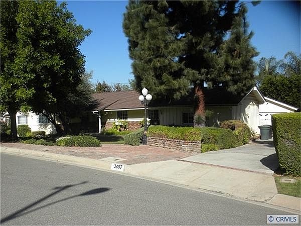 1st image of 3407 E Sunset Hill Dr
