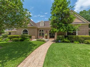 15715 Sylvan Lake Dr, Houston, TX 77062