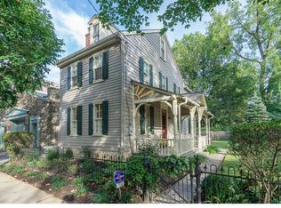 734 Carpenter Ln, Philadelphia, PA 19119