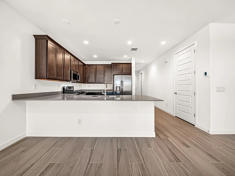9828 W Mulberry Dr — Photo 9