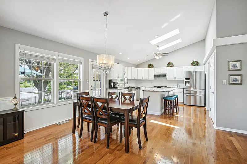 Thumbnail 17