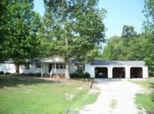 10650 Raleigh Rd, Four Oaks, NC 27524