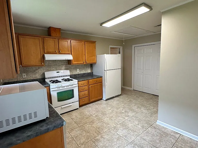 6219 W End Blvd — Photo 21