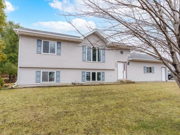 420 Aaron St, Star Prairie, WI 54026