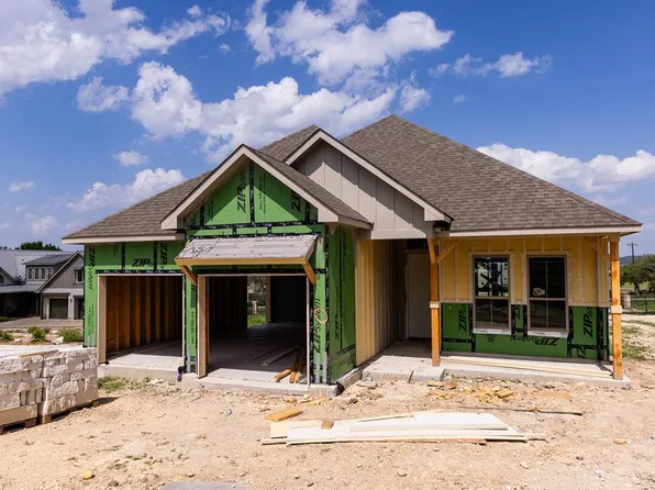 3303 Shelton Dr, Kerrville, TX 78028