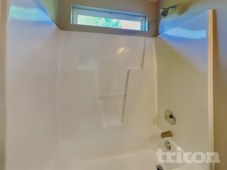 5940 Briggs Dr — Photo 12